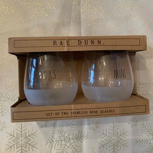 Yours Mine marriage wine glasses